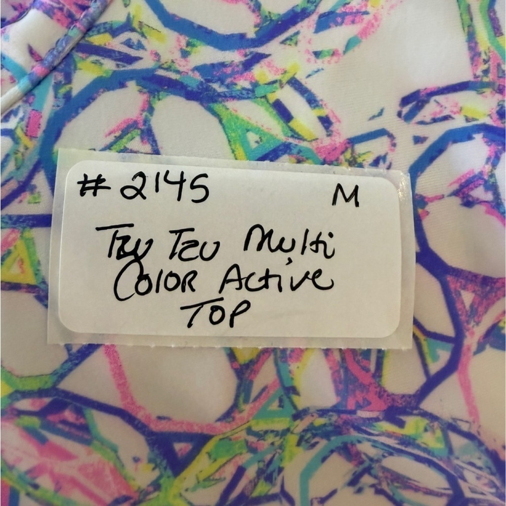 Tzu Tzu sport top in Shiloh AMaze print. Medium - Picture 9 of 9